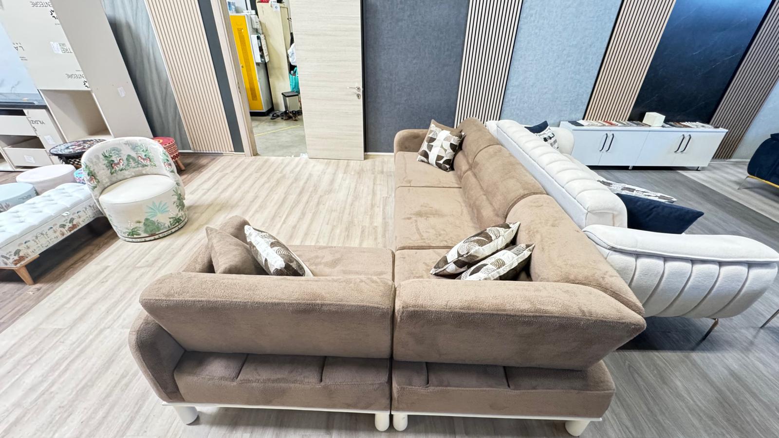 VALENCIA Ecksofa – Modern, Komfortabel & Funktional